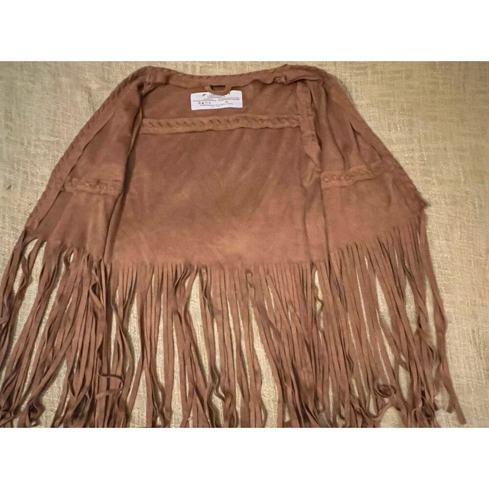 Fornia Kids Girls Whipstitch Fringe Faux Suede Vest -  XS / 7 EUC